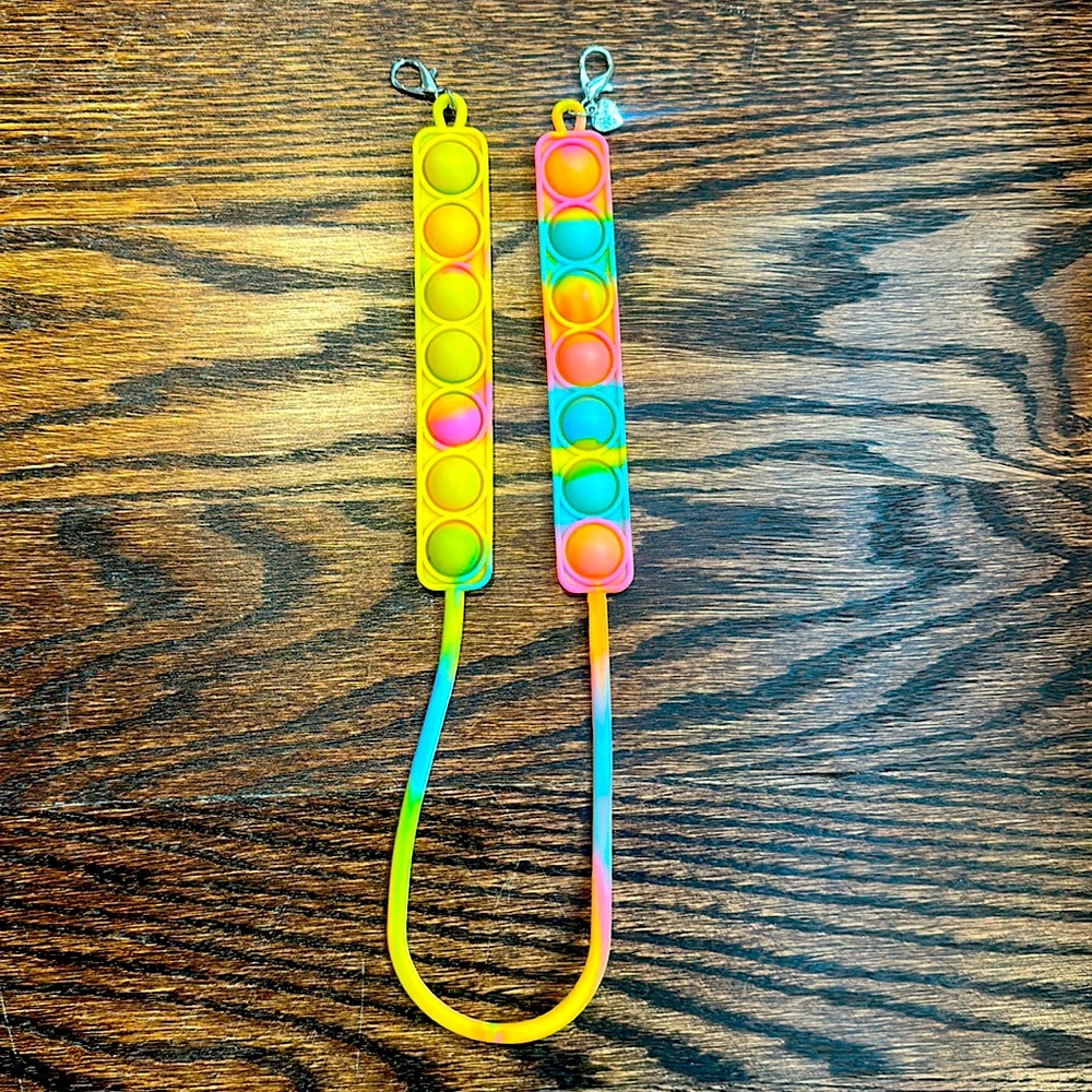 Bari Lynn Pop it Face Mask Chain (37)